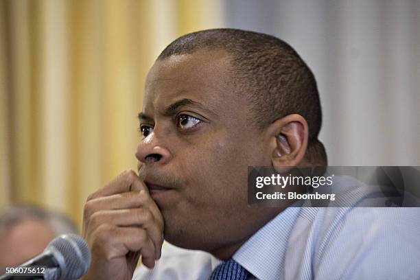 Anthony Fox 3,524 Anthony Fox Photos & High Res Pictures - Getty Images
