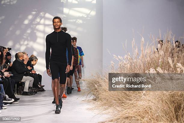 Models walk the runway during the Issey Miyake Men Menswear Fall/Winter 2016-2017 show as part of Paris Fashion Week on January 21, 2016 in Paris,...