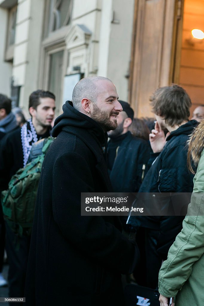 Street Style : Paris Fashion Week - Menswear Fall/Winter 2016/2017 : Day Two