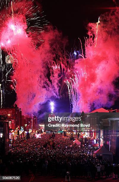 Fireworks explode as the musical note was lowered at midnight to celebrate the New Year on December 31, 2015 in Nashville, Tennessee.