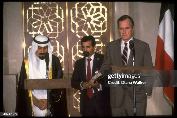 Pres. Bush & Kuwaiti Emir Jaber al-Ahmad Al Sabah briefing press re mtgs. On Iraqi invasion of Kuwait-born gulf crisis, at Al-Hamra guest palace.