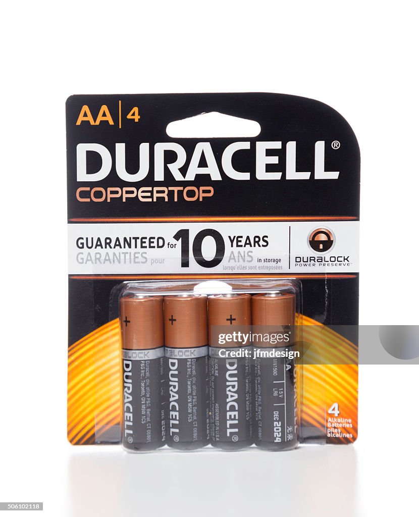 Duracell AA coppertop 4 batteries package