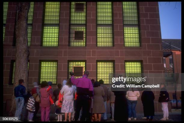 Supporters of radical pro-life Lambs of Christ protesting jailing of Lambs anti-abortion activist.