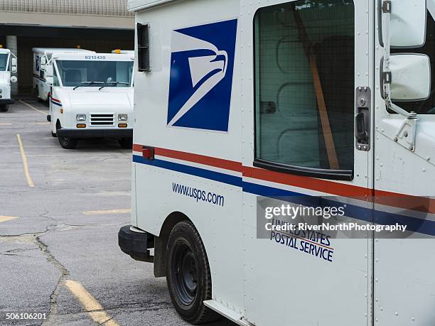 Usps Store Sign Usps Sign Photos and Premium High Res Pictures - Getty Images