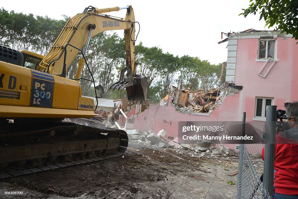 Pablo Escobar's Former Miami Beach Home Demolished