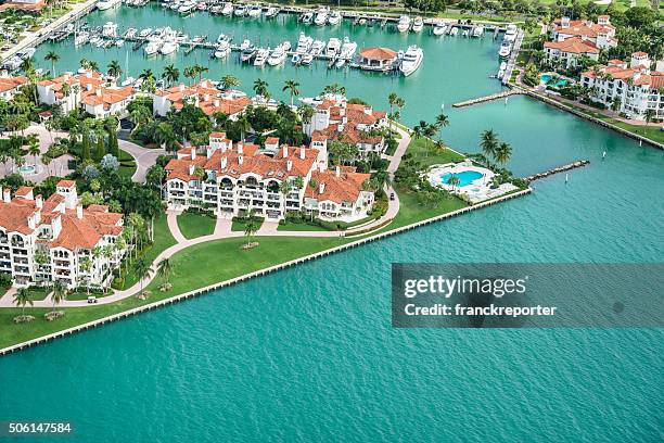 fotos e imágenes de Fisher Island - Getty Images fotos e imágenes de Fisher Island - Getty Images