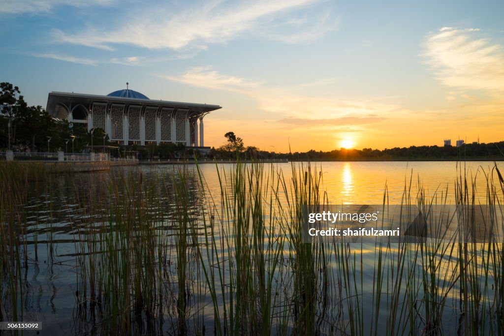 Sunset over Tuanku Mizan Zainal Abidin Mosque