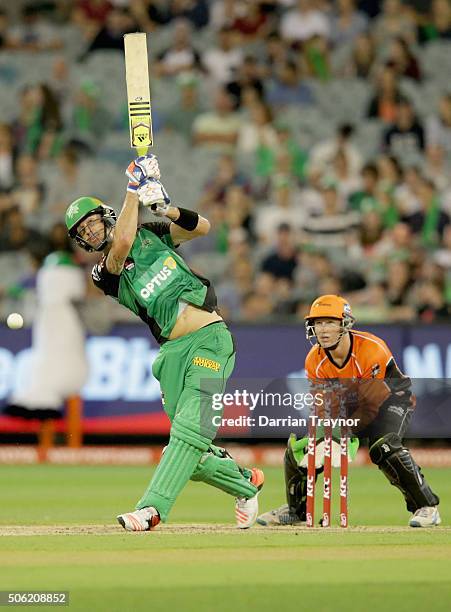 Kevin Pietersen of the Melbourne Stars bats during the Big Bash League Semi Final match between the Melbourne Stars and the Perth Scorchers at...