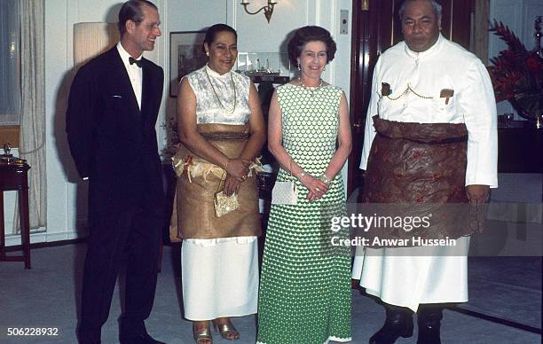 Queen Elizabeth II and Prince Philip, Duke of Edinburgh entertain King Taufa'ahau Tupou IV and Queen Halaevalu Mata'aho 'Ahome'e of Tonga on the...