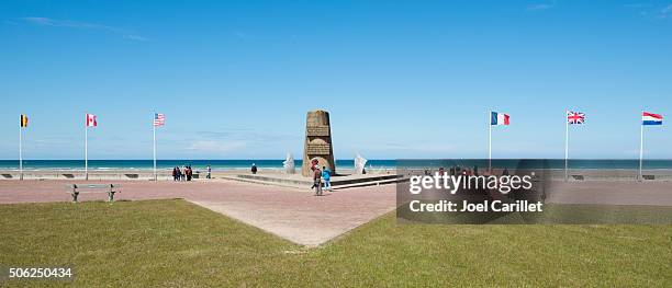 d-day memorial at omaha beach in normandy, france - normandy stock pictures, royalty-free photos & images