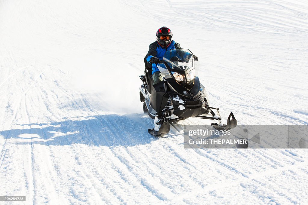 Acelerar para snowmobile