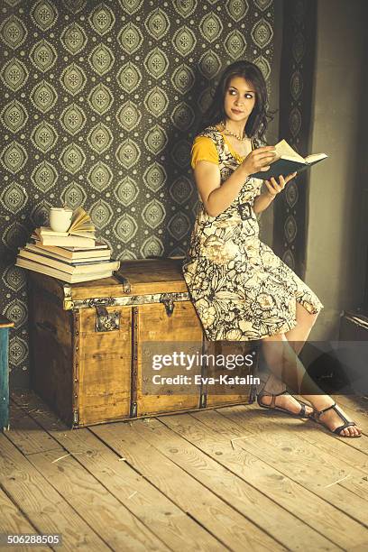 pretty beauty reading - retro woman drinking stock pictures, royalty-free photos & images