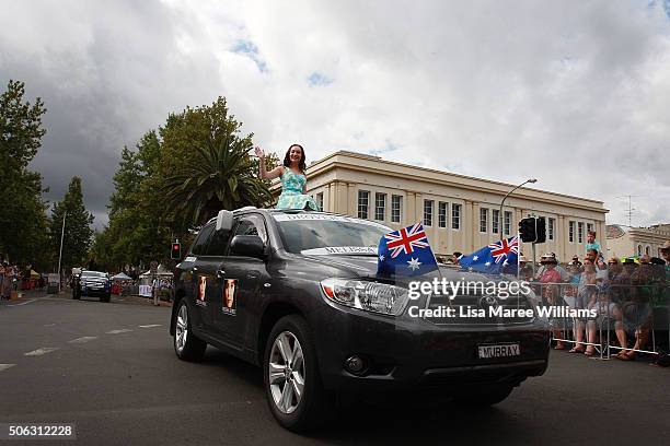 Floats make their way along Peel Street during the Tamworth Country Music Festival Calvacade on January 23, 2016 in Tamworth, Australia. The Tamworth...