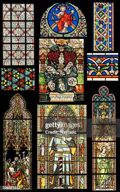 religion motive auf buntglas - traditionelle kleidung stock-grafiken, -clipart, -cartoons und -symbole