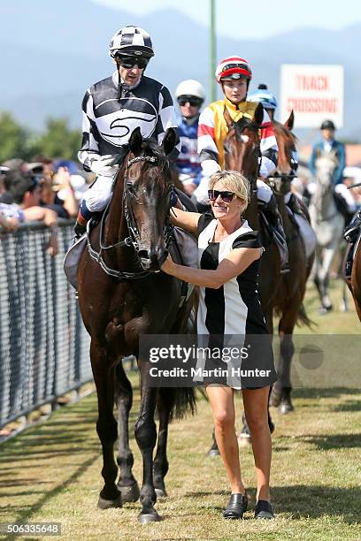 Judith Innes Riding Stable Thorndon Photos and Premium High Res Pictures - Getty Images