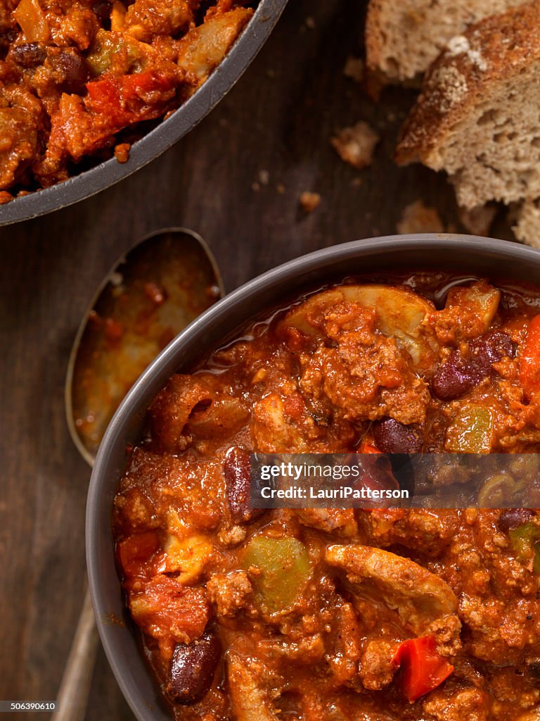 Chilli with Peppers, Mushrooms and Beans