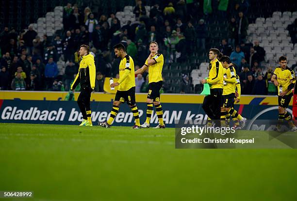 The team of Dortmund celebrates after wnning 3-1 the Bundesliga match between Borussia Moenchengladbach and Borussia Dortmund at Borussia-Park on...