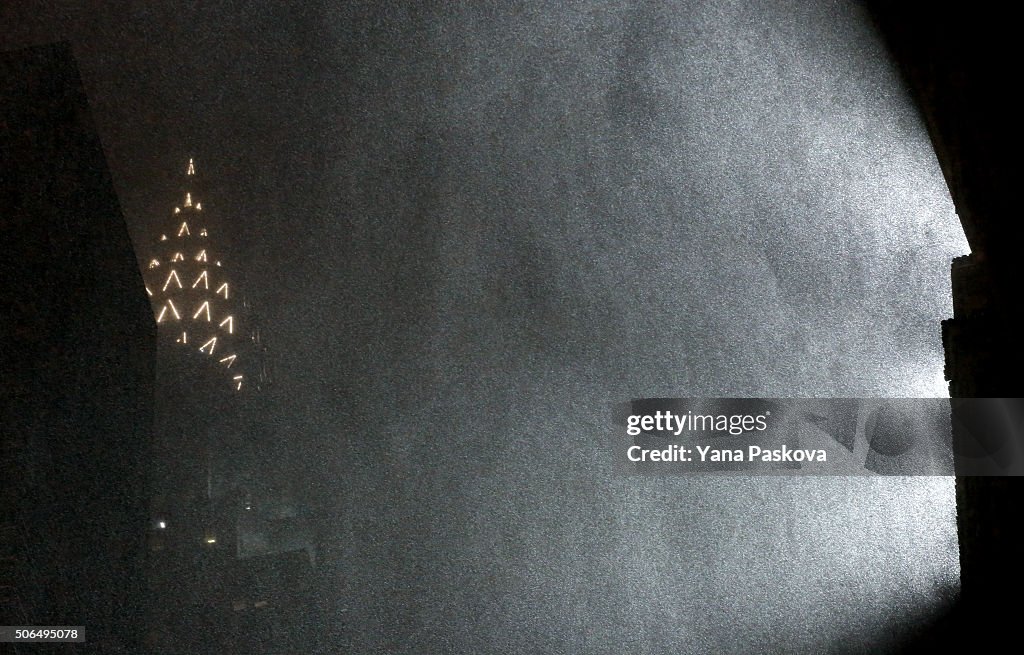 Huge Snow Storm Slams Into Mid Atlantic States
