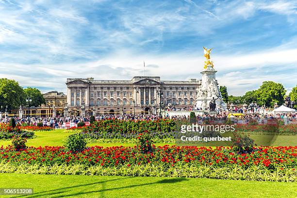 buckingham palace, london - buckingham palace stock pictures, royalty-free photos & images