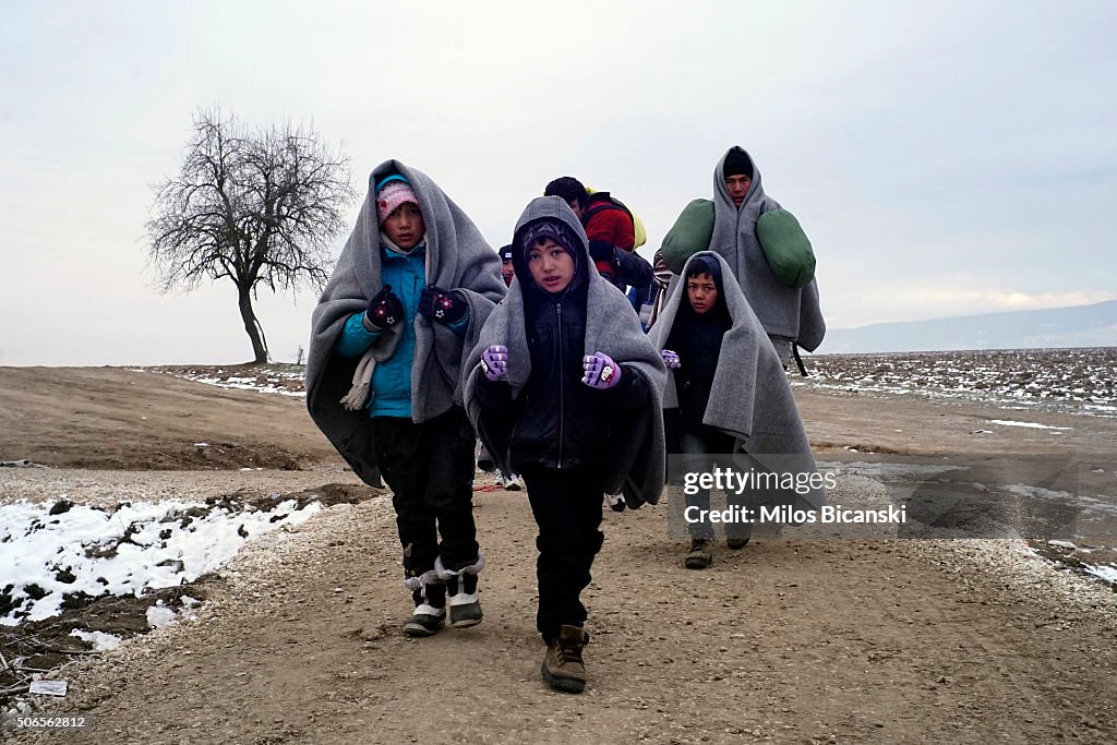 Migrants Brave Sub Zero Temperatures On The Serbian Border