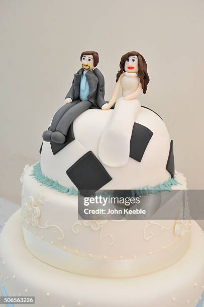 wedding details - funny football cartoons - fotografias e filmes do acervo