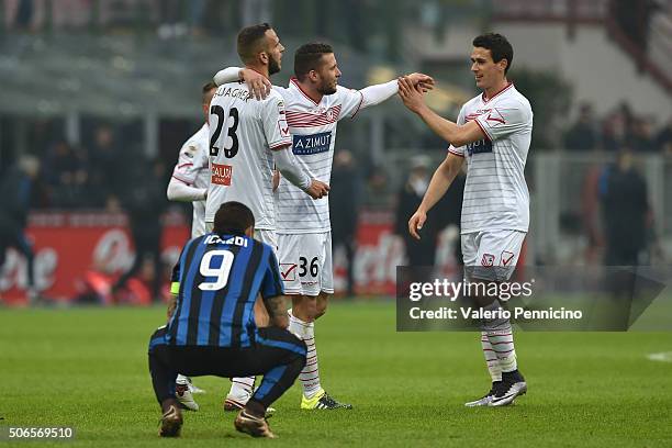 Kevin Lasagna of Carpi FC celebrates his goal and draw with team mates at the end of the Serie A match between FC Internazionale Milano and Carpi FC...
