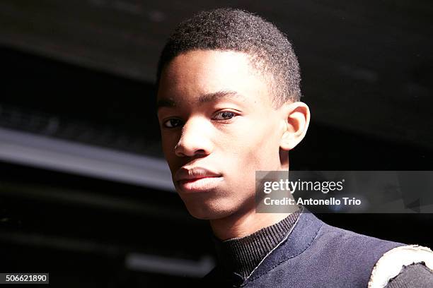 Model poses Backstage prior the Maison Margiela Menswear Fall/Winter 2016-2017 show as part of Paris Fashion Week on January 22, 2016 in Paris,...