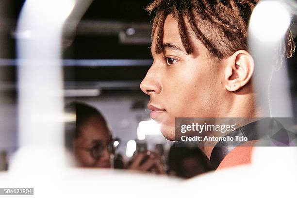 Model poses Backstage prior the Maison Margiela Menswear Fall/Winter 2016-2017 show as part of Paris Fashion Week on January 22, 2016 in Paris,...