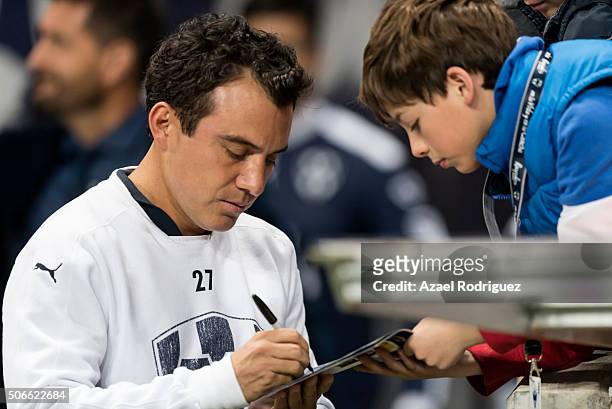 Luis Perez of Monterrey signs an autograph prior the 3rd round match between Monterrey and Atlas as part of the Clausura 2016 Liga MX at BBVA...