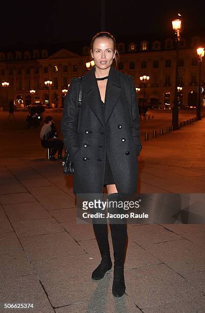 Natasha Poly arrives at the Versace fashion show as part of Paris Fashion Week Haute Couture Spring/Summer 2016 on January 24, 2016 in Paris, France.