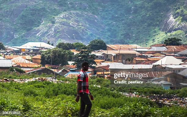 african la ciudad. abuja, nigeria. - abuya fotografías e imágenes de stock