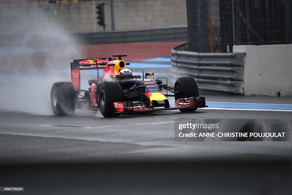AUTO-PRIX-FORMULE1-RED-BULL
