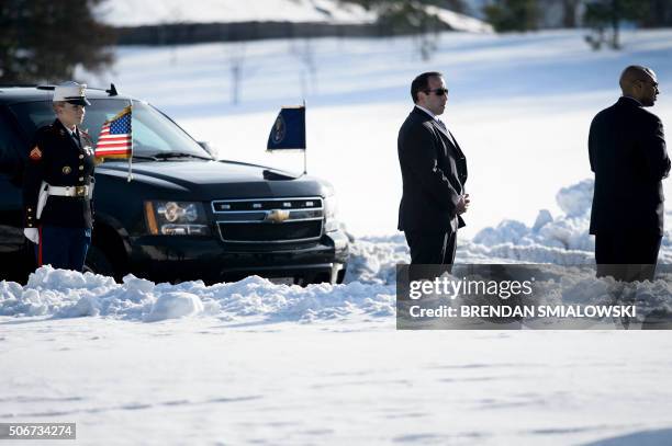 Obama Walter Reed President Obama Arrives At Walter Reed National Military Medical Center ...