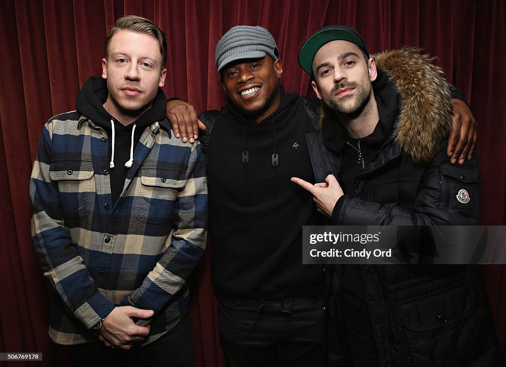 Celebrities Visit SiriusXM Studios - January 25, 2016