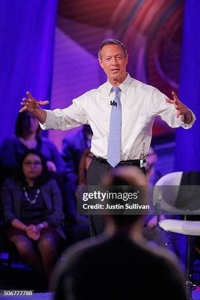 Democratic presidential candidate Martin O'Malley participates in a town hall forum hosted by CNN at Drake University on January 25, 2016 in Des...