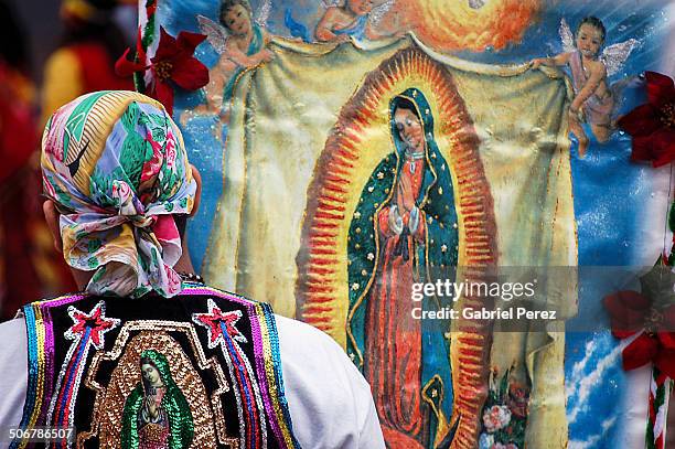 a catholic latino - virgin of guadalupe stockfoto's en -beelden