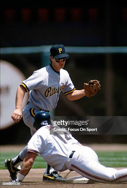 Jay Bell of the Pittsburgh Pirates in action against the San Francisco Giants during an Major League Baseball game circa 1992 at Candlestick Park in...