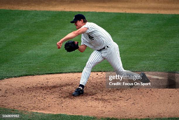 Jim Abbott of the New York Yankees pitches during an Major League Baseball game circa 1994 at Yankee Stadium in the Bronx borough of New York City....