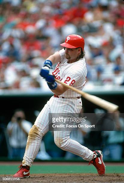 John Kruk of the Philadelphia Phillies bats during a Major League Baseball game circa 1993 at Veterans Stadium in Philadelphia, Pennsylvania. Kruk...