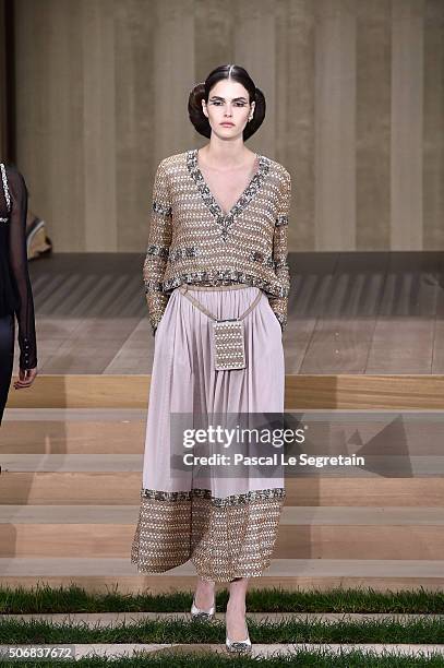 Vanessa Moody walks the runway during the Chanel Spring Summer 2016 show as part of Paris Fashion Week on January 26, 2016 in Paris, France.