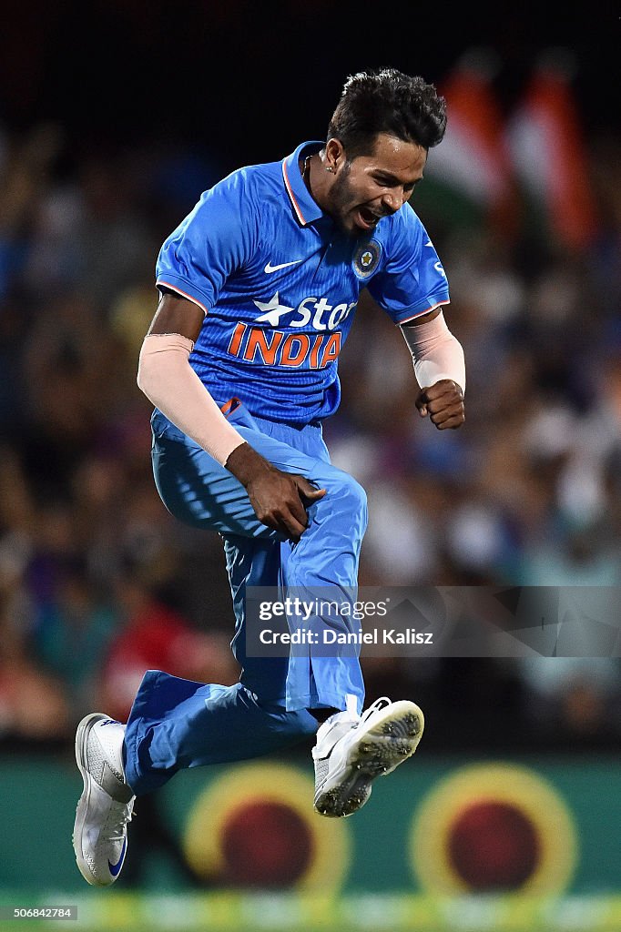 Australia v India - Game 1