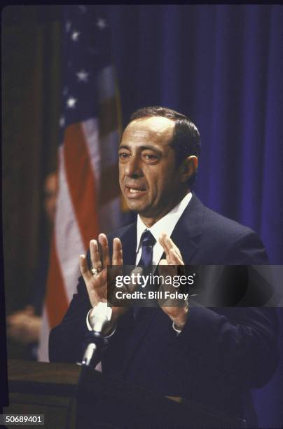 Governor Mario Cuomo annouces he will seek re-election.