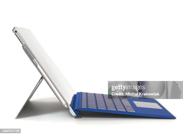 microsoft surface pro 4 with type cover. - microsoft surface pro stock pictures, royalty-free photos & images