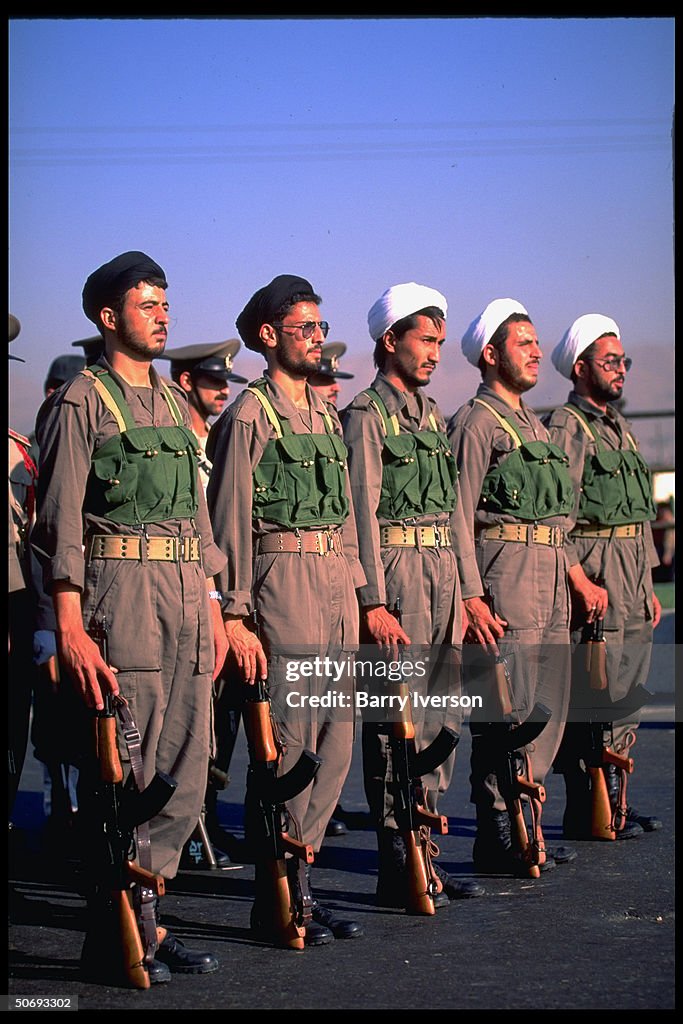 Revolutionary Guard soldiers incl. Basid
