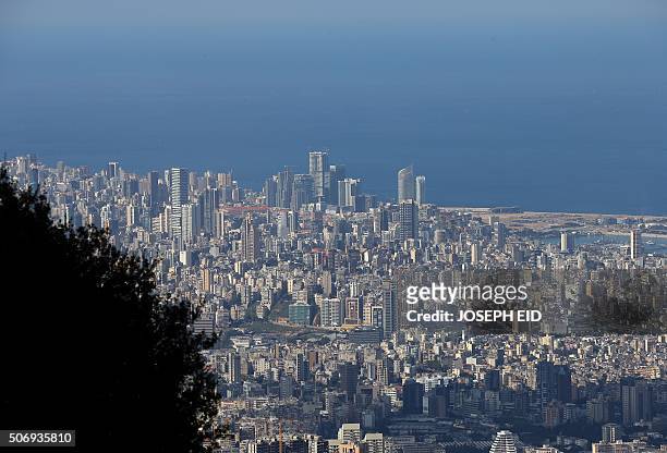Picture taken on January 26, 2016 from the village of Beit Mery, east of Beirut, shows a view of the Lebanese capital. / AFP / JOSEPH EID