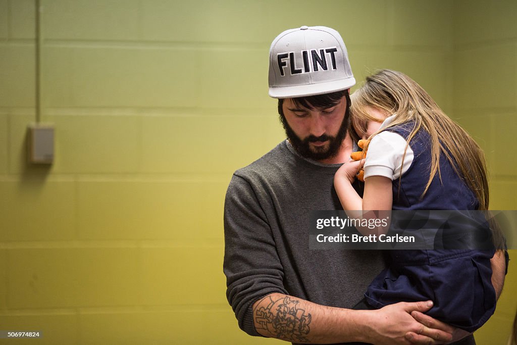 Federal State Of Emergency Declared In Flint, Michigan Over Contaminated Water Supply