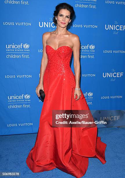 Actress Angie Harmon arrives at the 6th Biennial UNICEF Ball at the Beverly Wilshire Four Seasons Hotel on January 12, 2016 in Beverly Hills,...