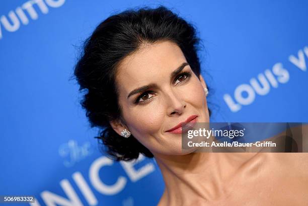 Actress Angie Harmon arrives at the 6th Biennial UNICEF Ball at the Beverly Wilshire Four Seasons Hotel on January 12, 2016 in Beverly Hills,...