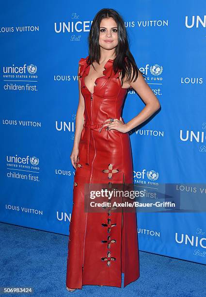 Actress/singer Selena Gomez arrives at the 6th Biennial UNICEF Ball at the Beverly Wilshire Four Seasons Hotel on January 12, 2016 in Beverly Hills,...