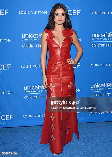 Actress/singer Selena Gomez arrives at the 6th Biennial UNICEF Ball at the Beverly Wilshire Four Seasons Hotel on January 12, 2016 in Beverly Hills,...